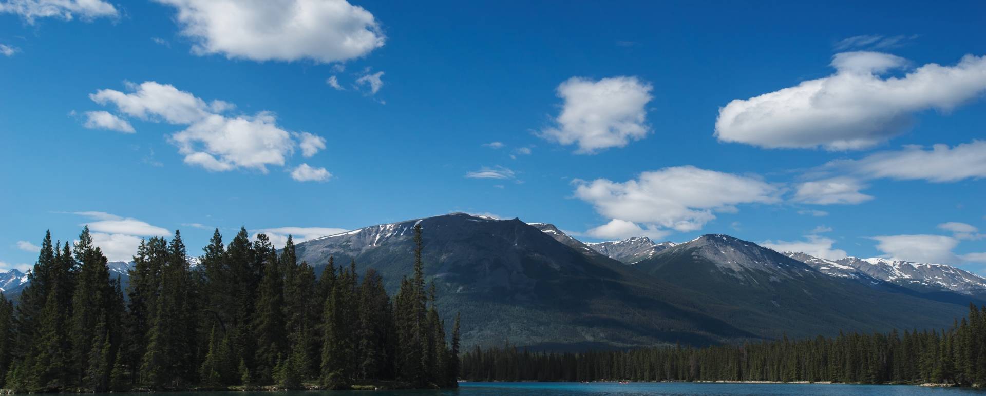 Canoes in Jasper - A Week in Western Canada