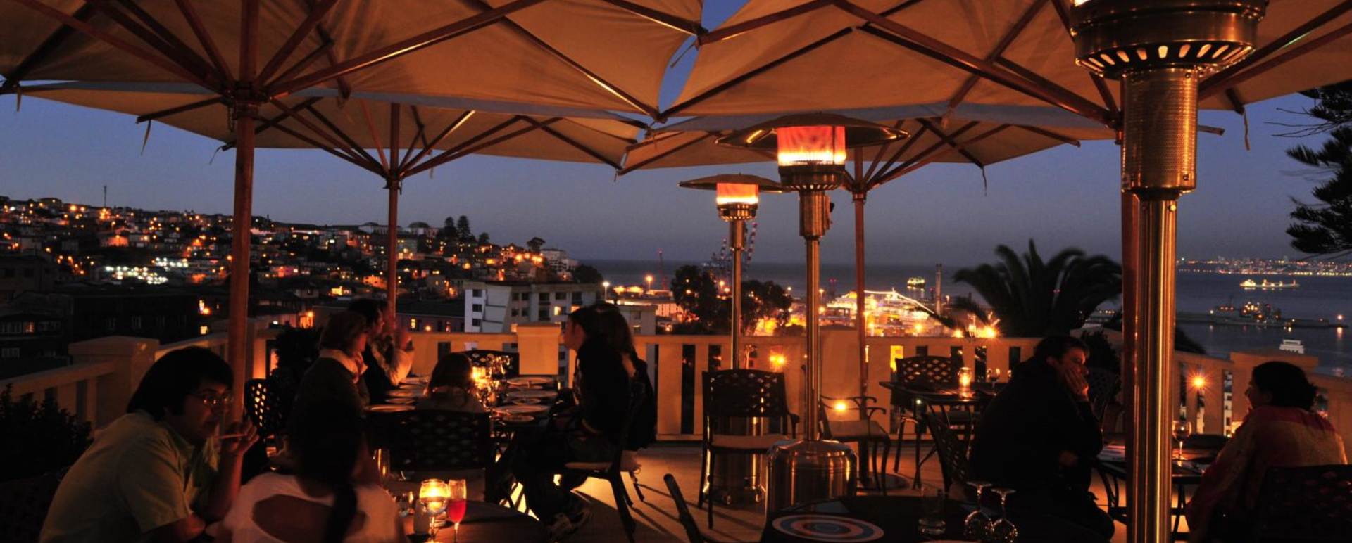 Outdoor dining - Casa Higueras