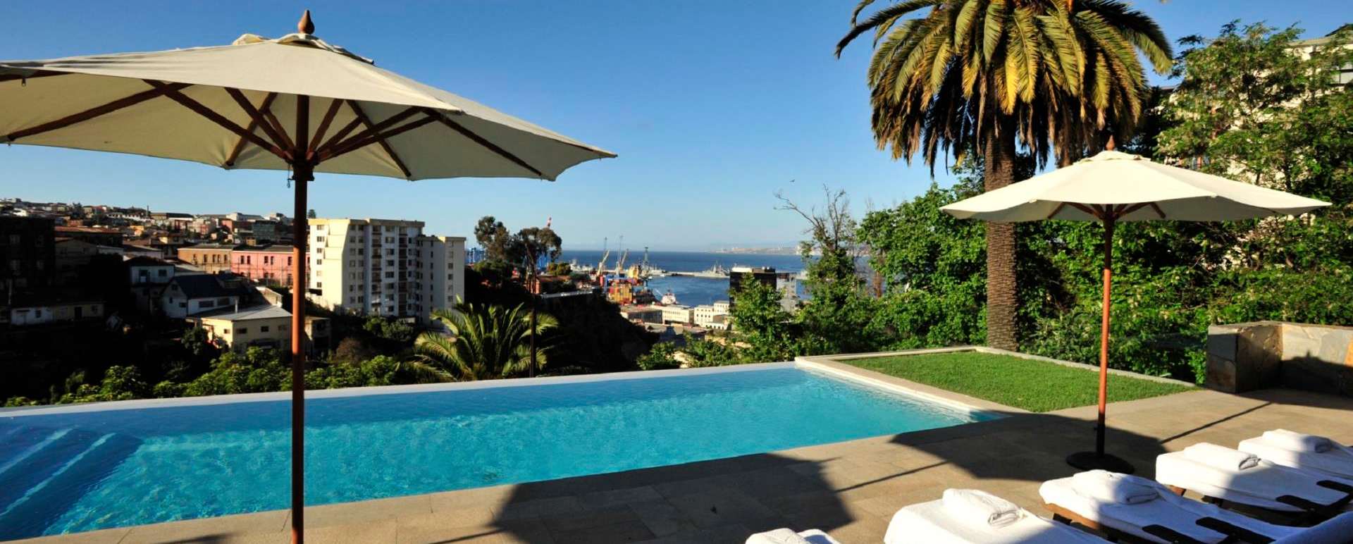 Pool area - Casa Higueras