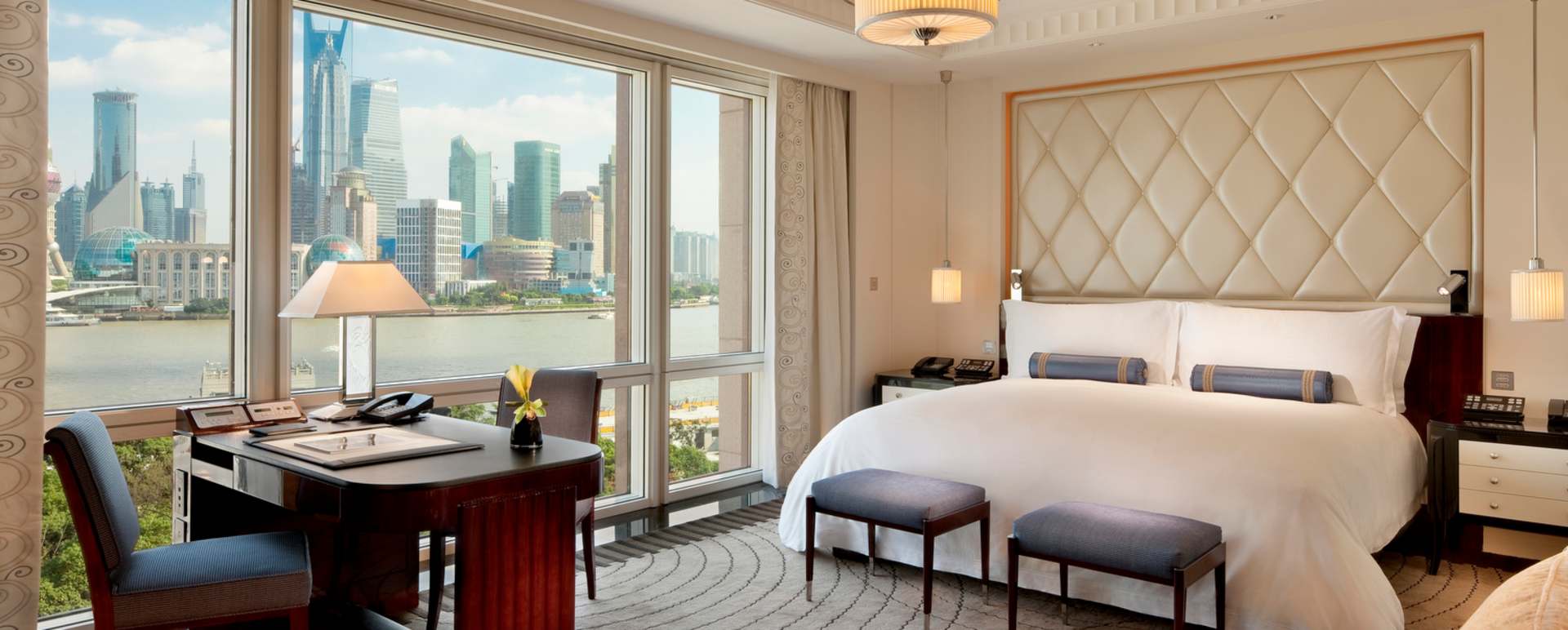 Suite Balcony - Peninsula Shanghai