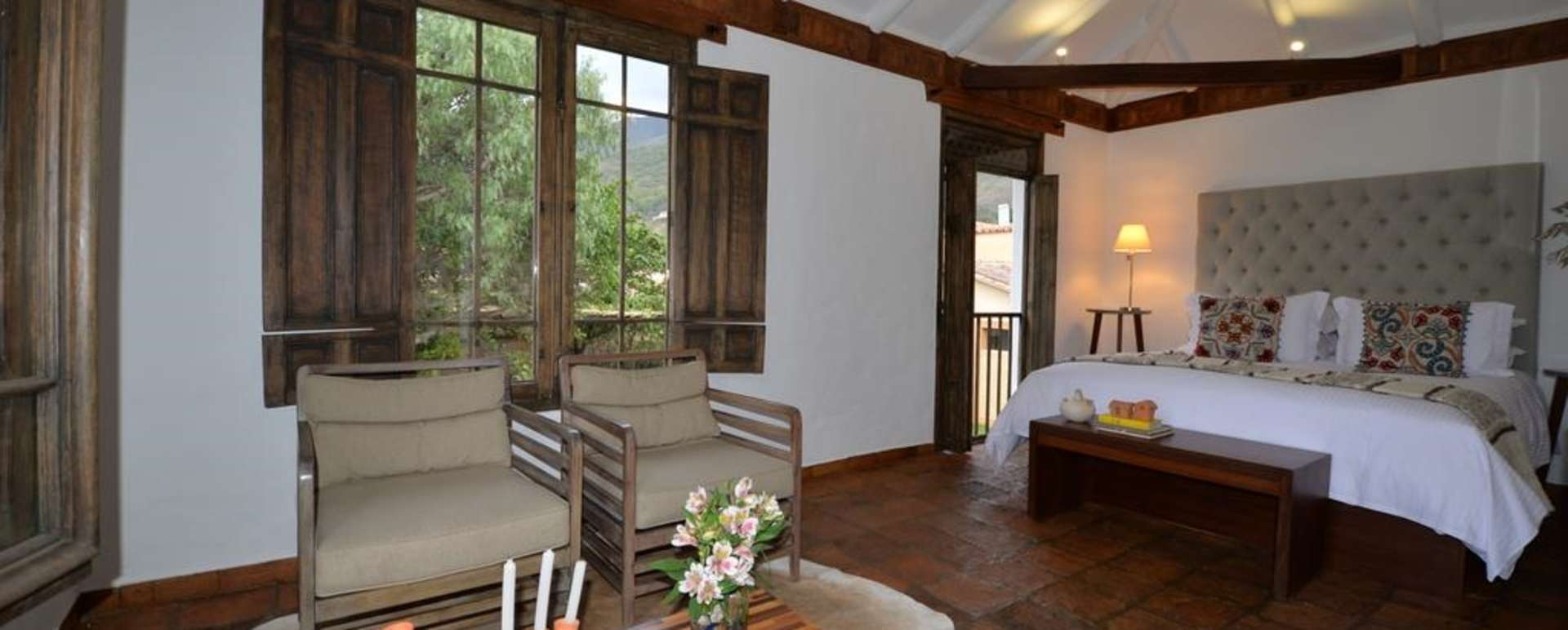 Deluxe Suite - 