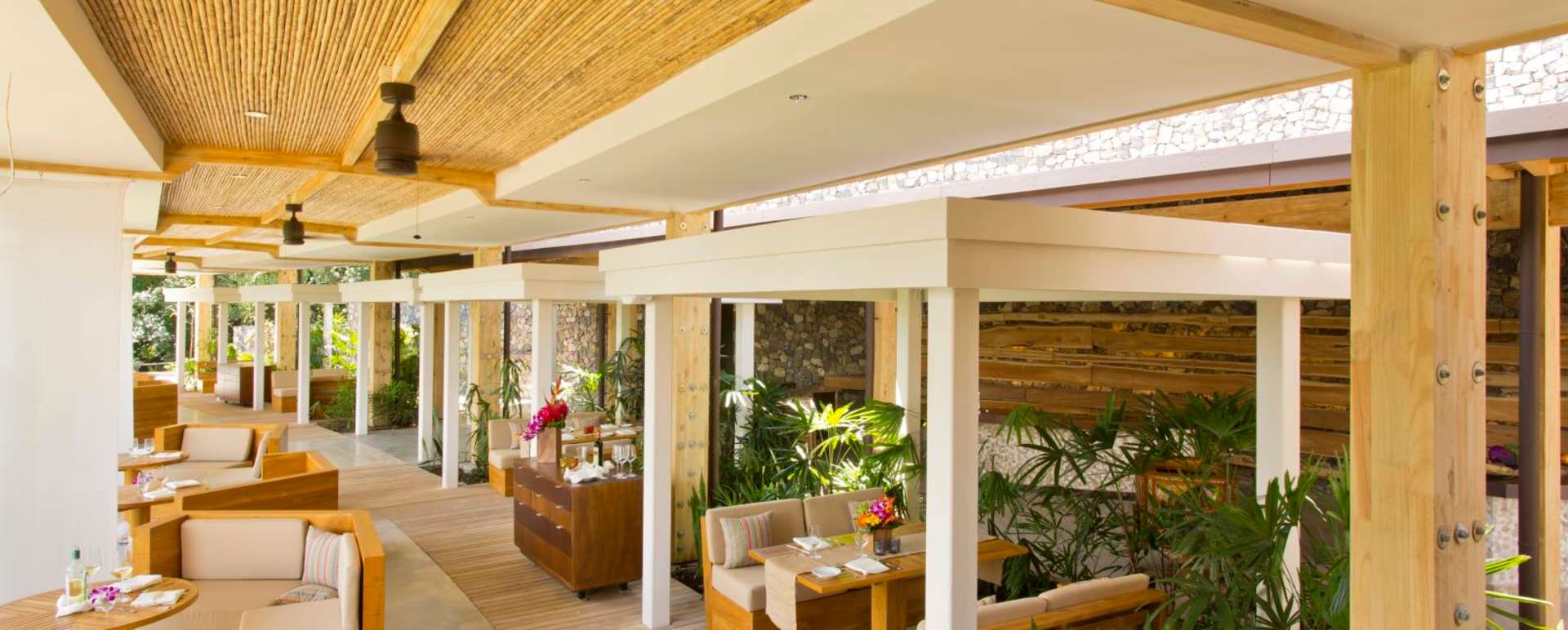 Ostra Restaurant - Andaz Peninsula Papagayo Resort