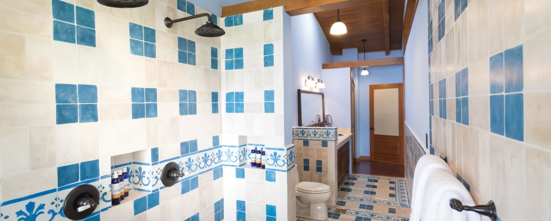 Premium bathroom - Playa Cativo