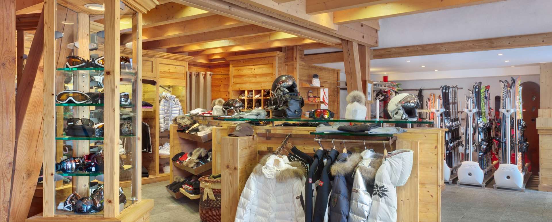 Proshop boutique - Les Barmes de l’Ours