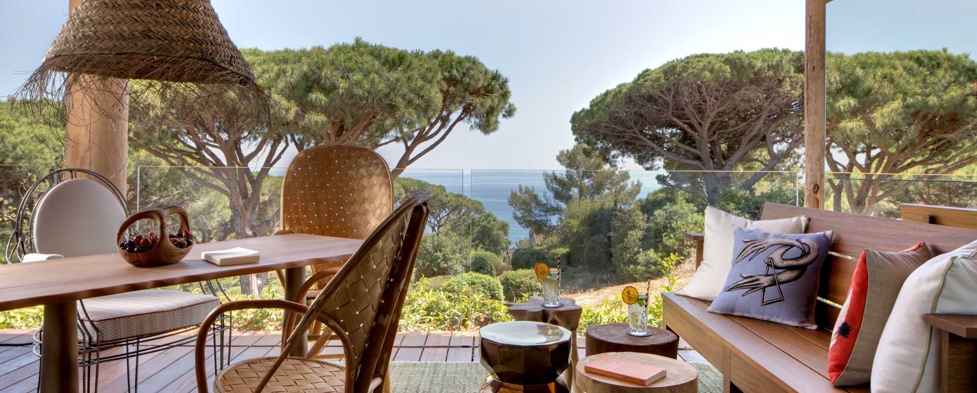 Sea View - Lily of the Valley 