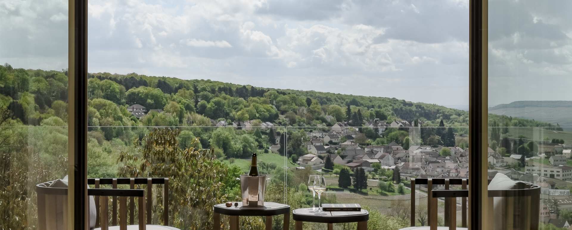 Suite Terrace view - Royal Champagne Hotel and Spa 