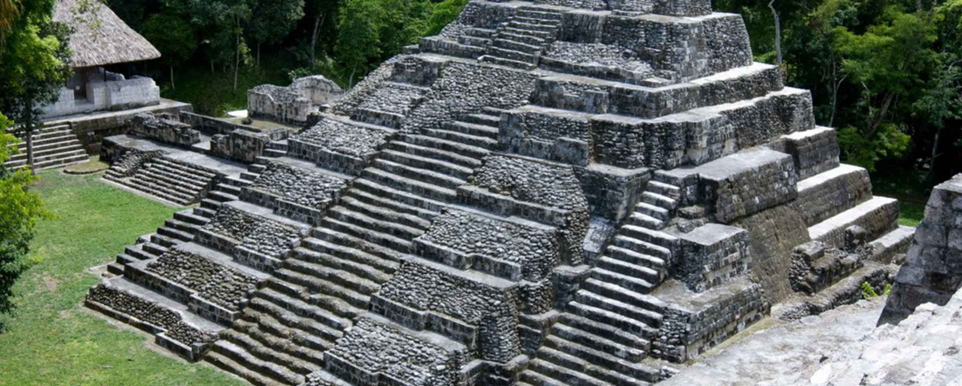 Full day Yaxha and Topoxte