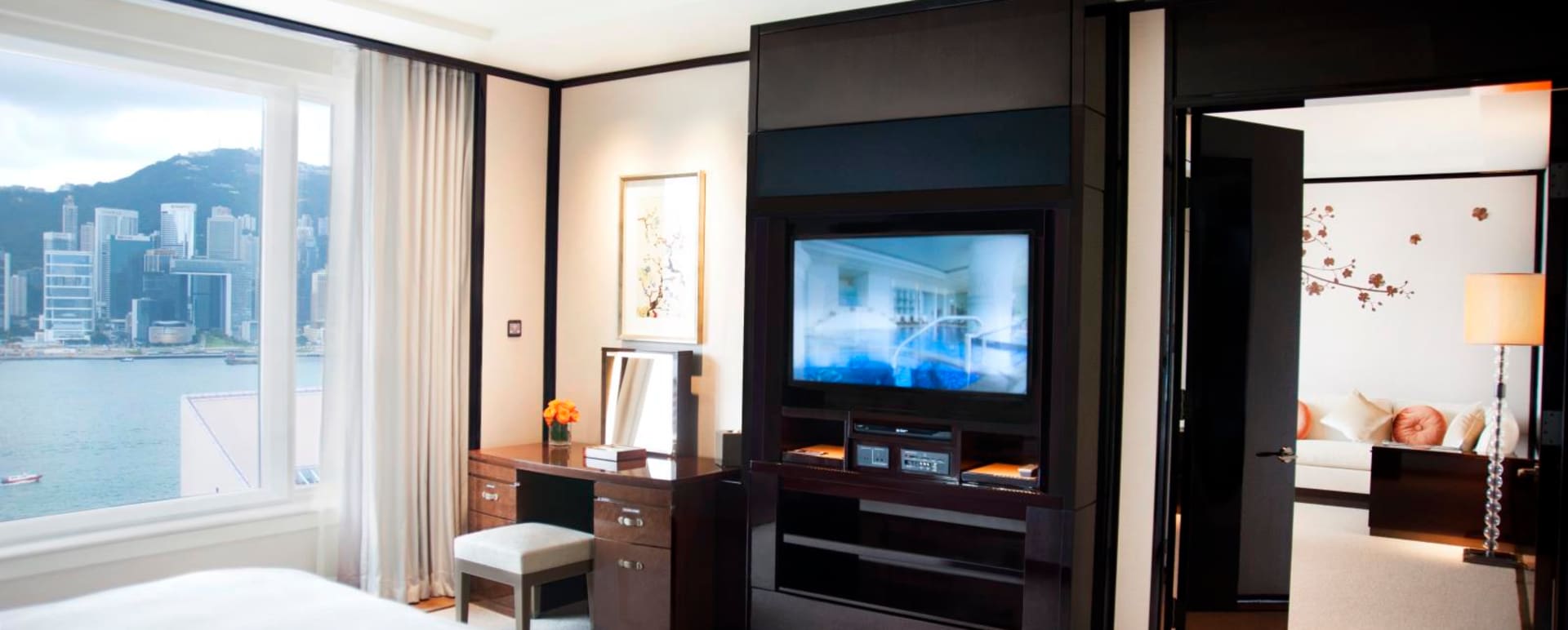 Suite Bedroom - Peninsula Hong Kong