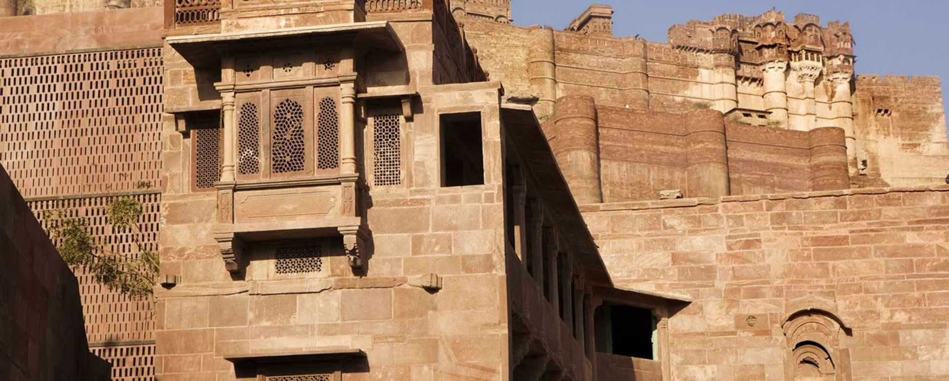 Courtyard and View up to Fort - Raas