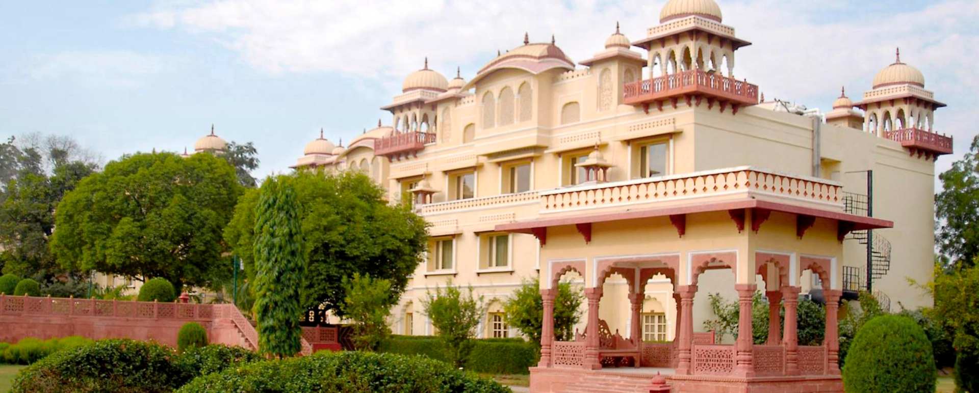 Exterior - Taj Jai Mahal Palace