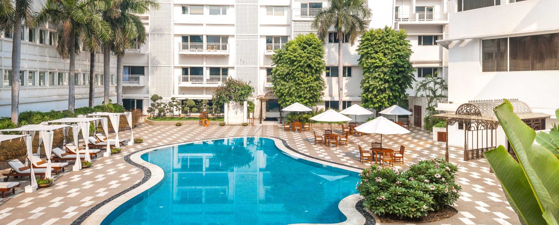 Pool - The Claridges