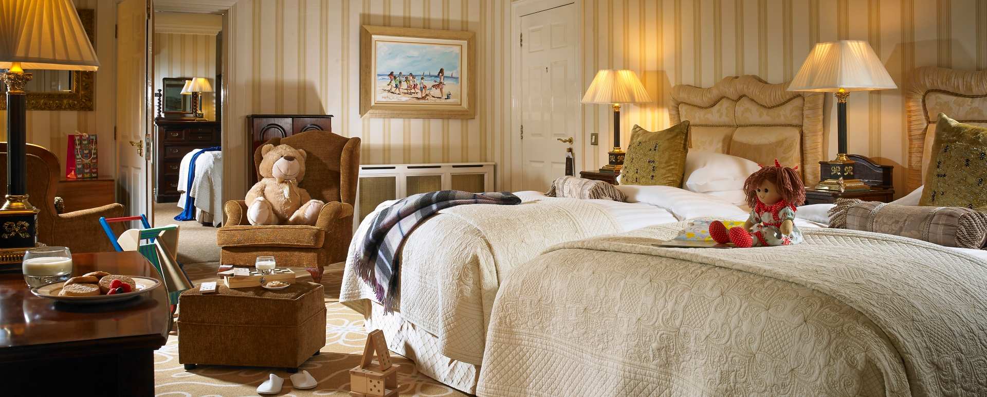 Twin Bedroom - Hayfield Manor Hotel 