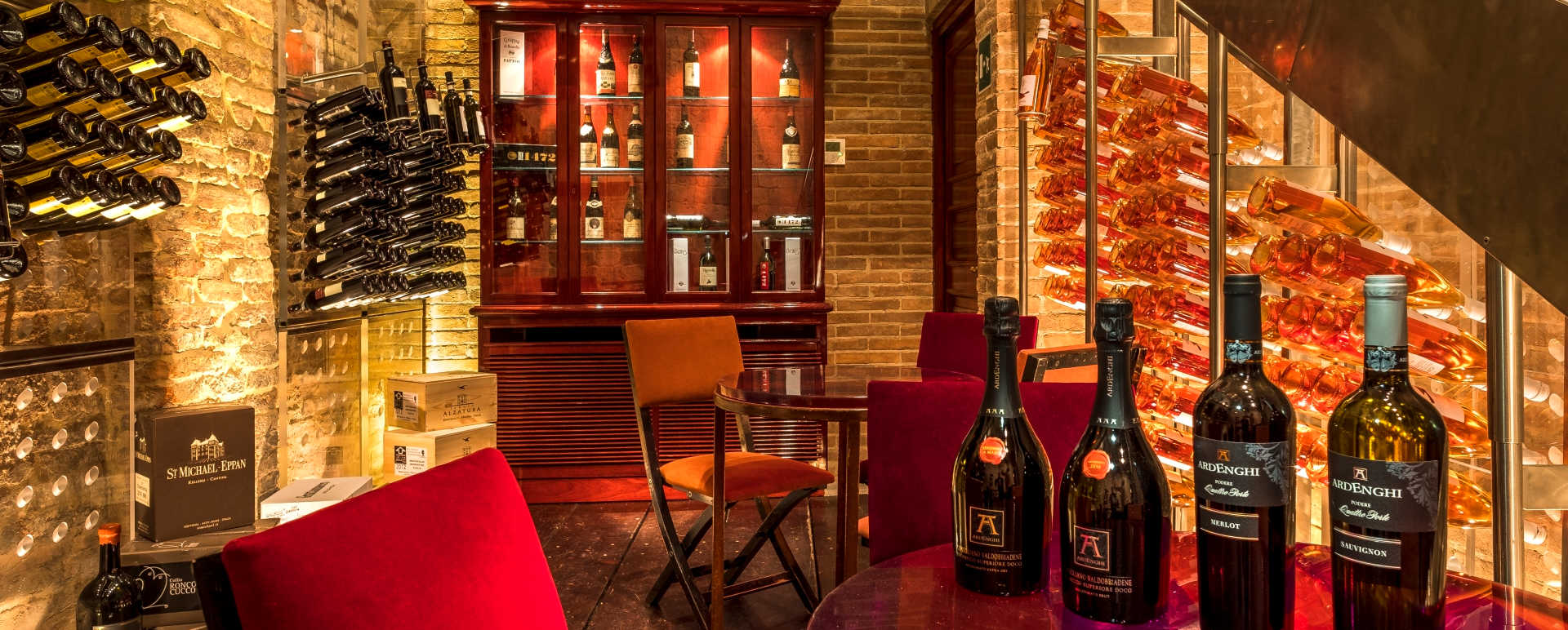 Wine cellar - Grand Hotel Continental Siena