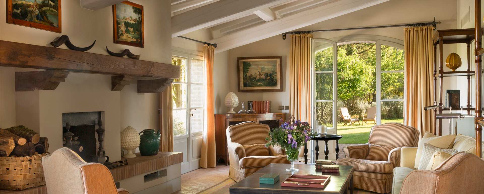 Villa Oliviera living room - Rosewood Castiglion del Bosco