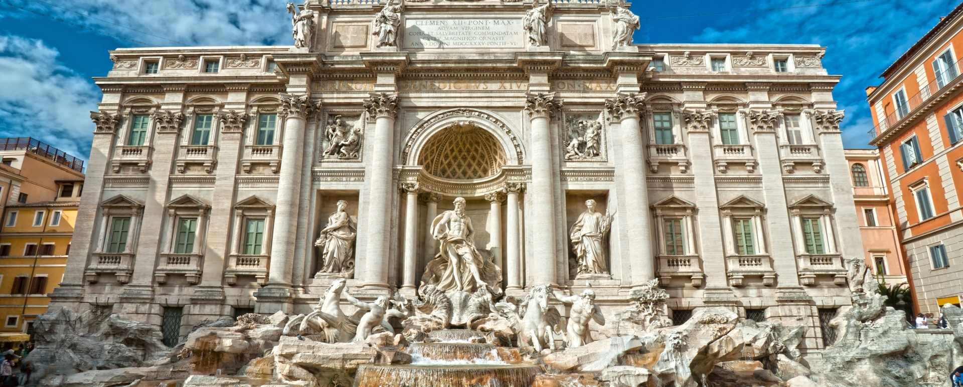Trevi Fountain 