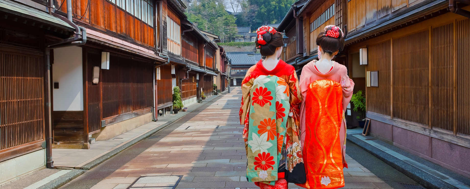 Geisha in Kanazawa 