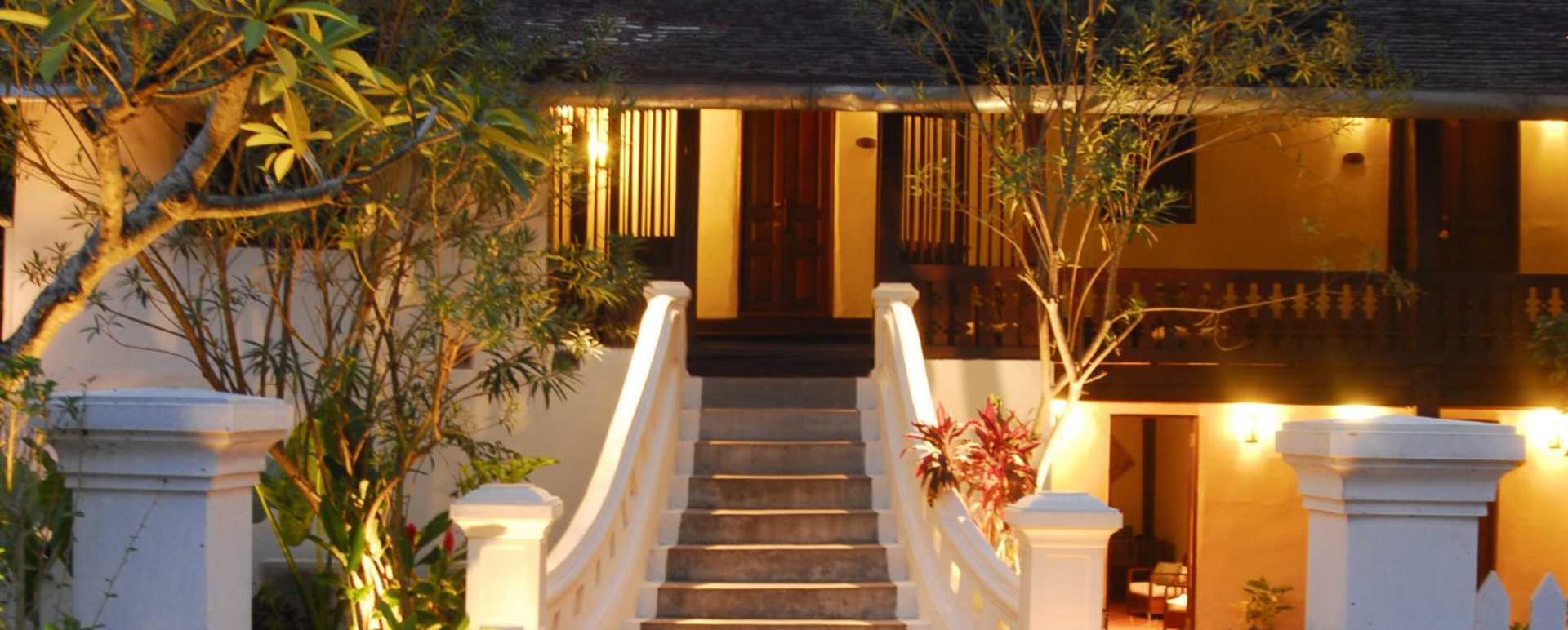Hotel by night - 3 Nagas by Alila