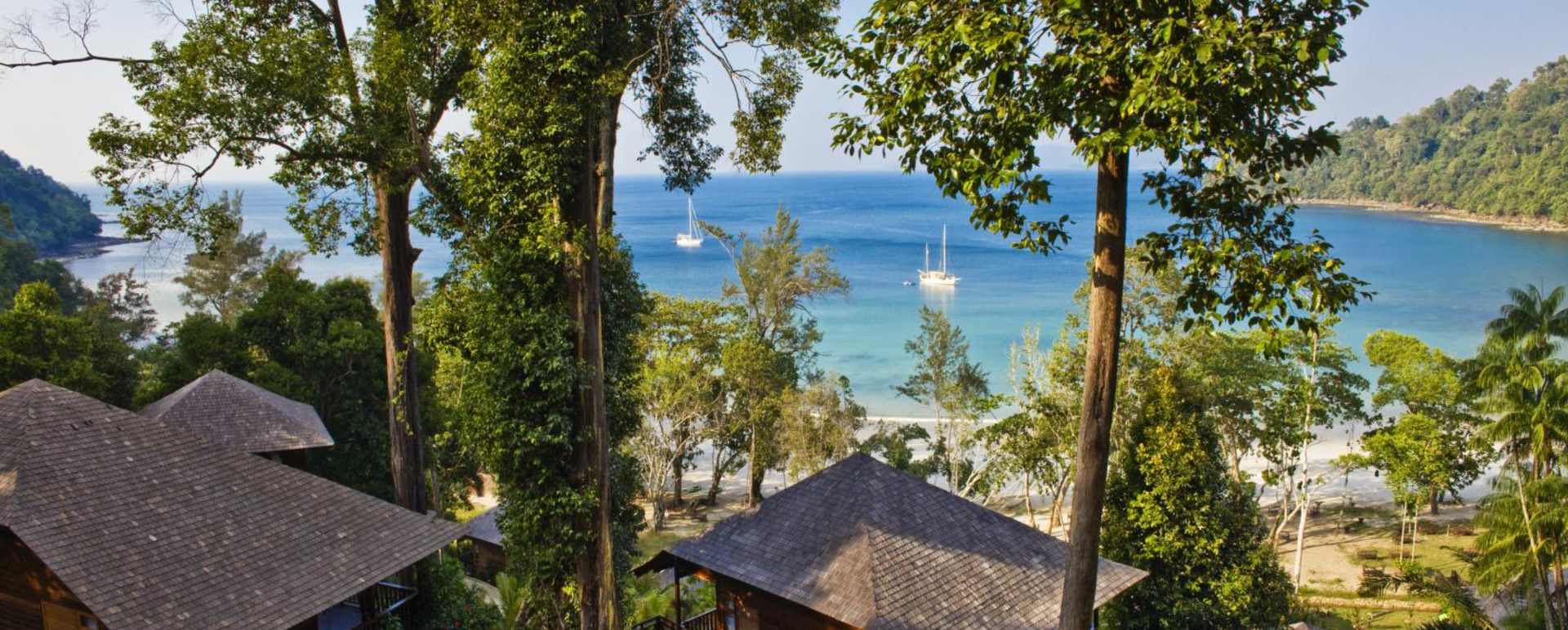 Villas - Bunga Raya Island Resort