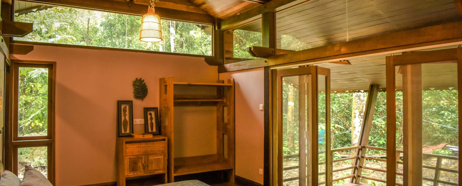 Villa Bedroom - Sukau Rainforest Lodge