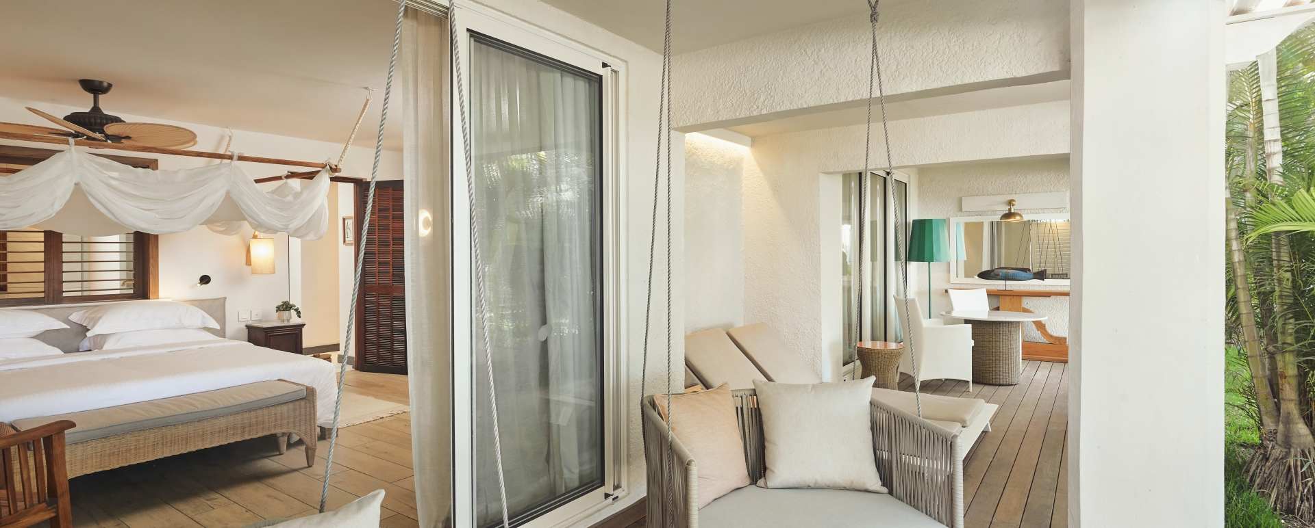 Senior Suite - Paradise Cove Hotel  Spa 