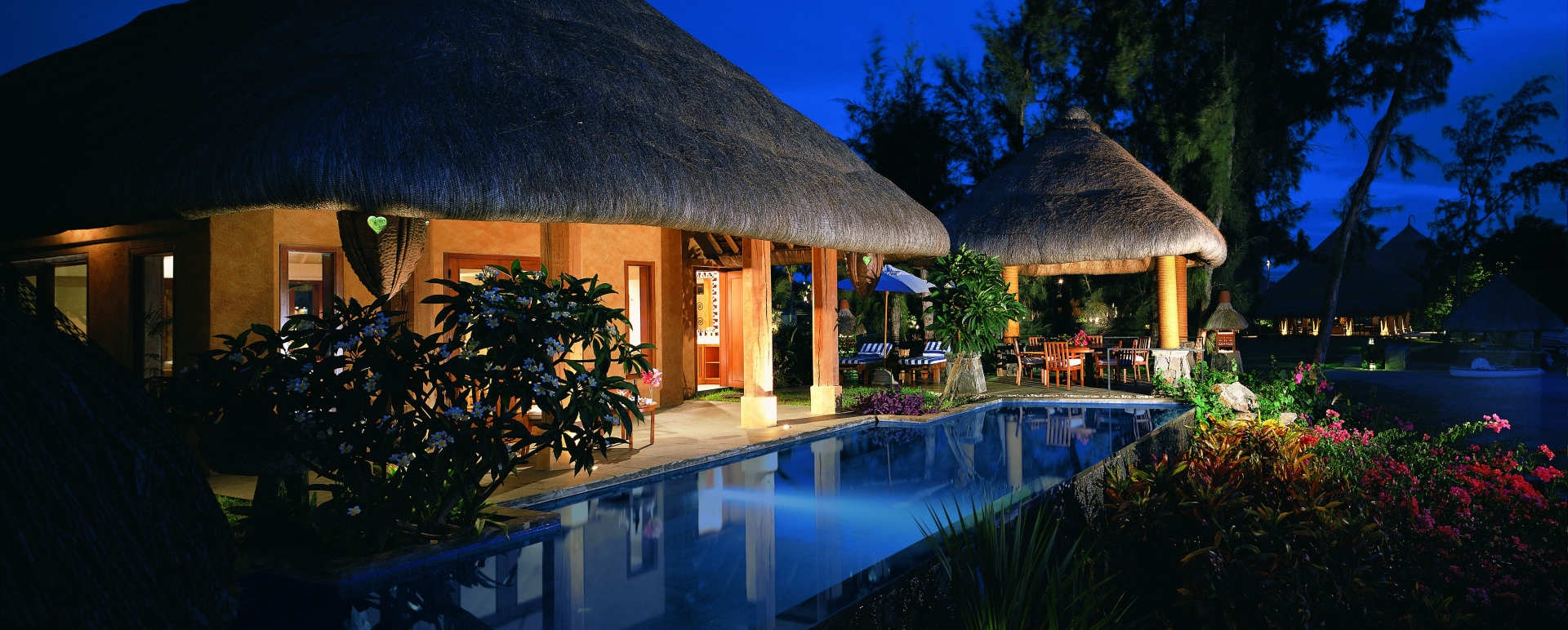 Villa at Night - The Oberoi Mauritius