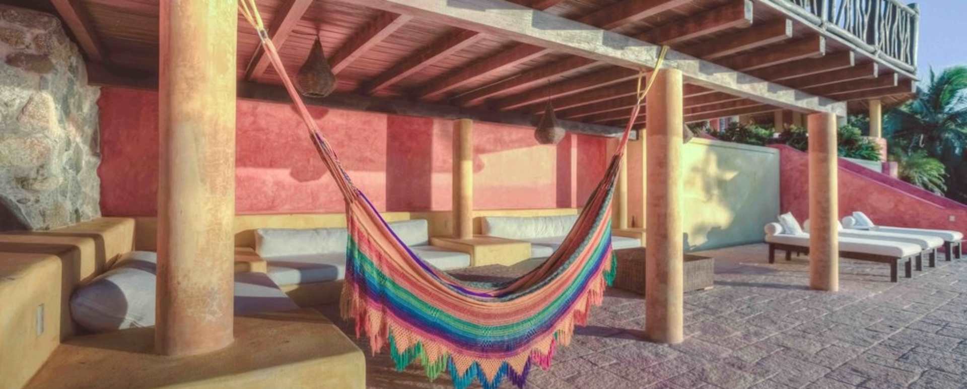 Outdoor Lounge 