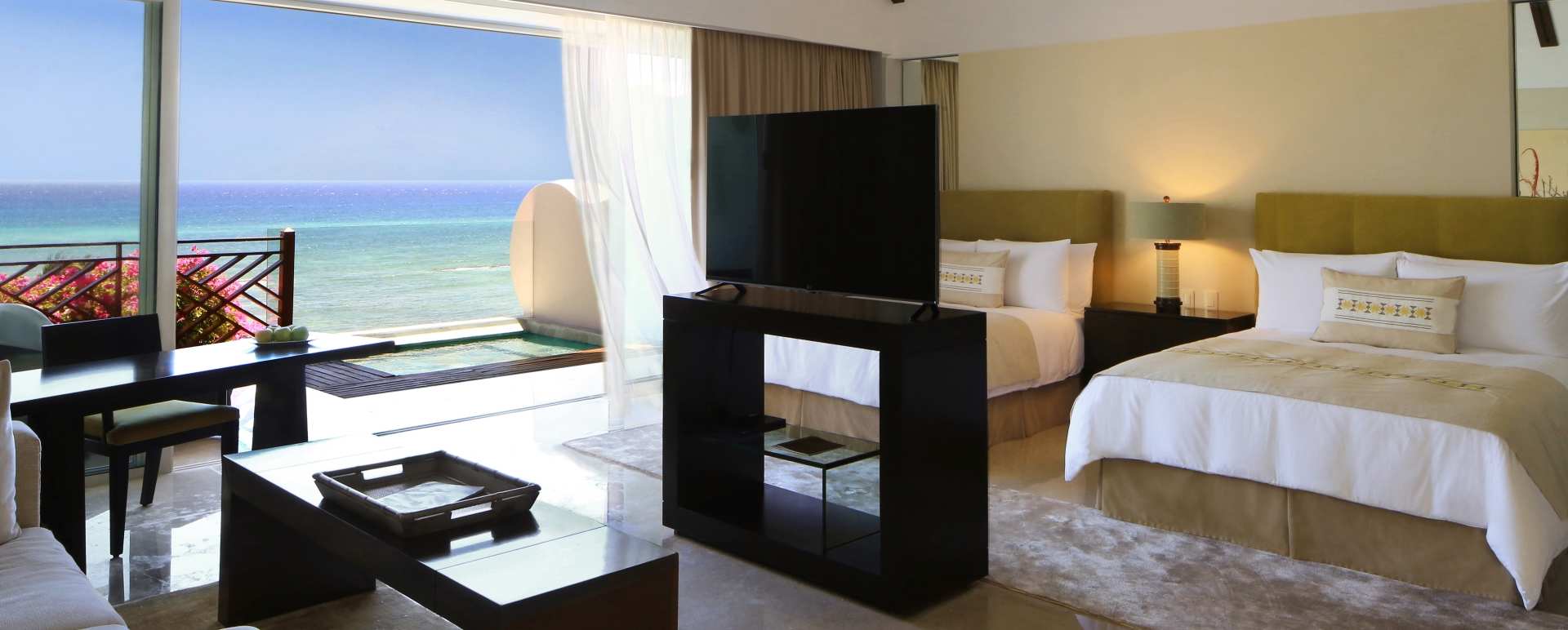 Grand Class Suites