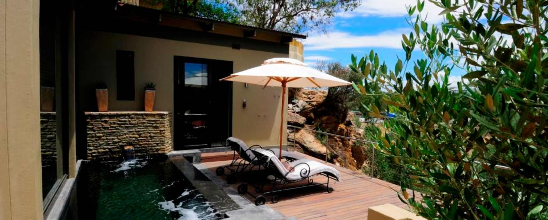 Garden Suite deck - Olive Grove