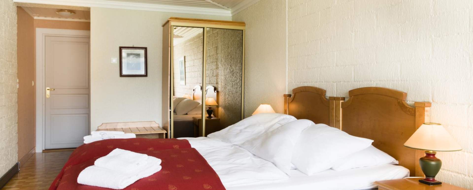 Superior Room - Walaker Hotel