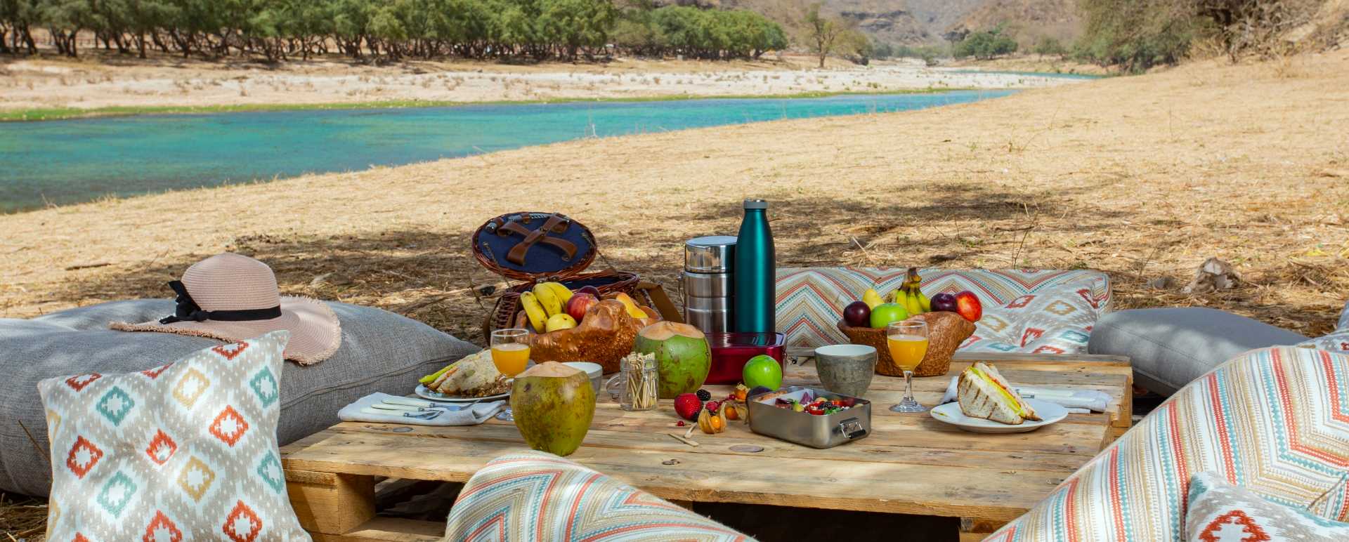 Alila-Hinu-Bay-Picnic 