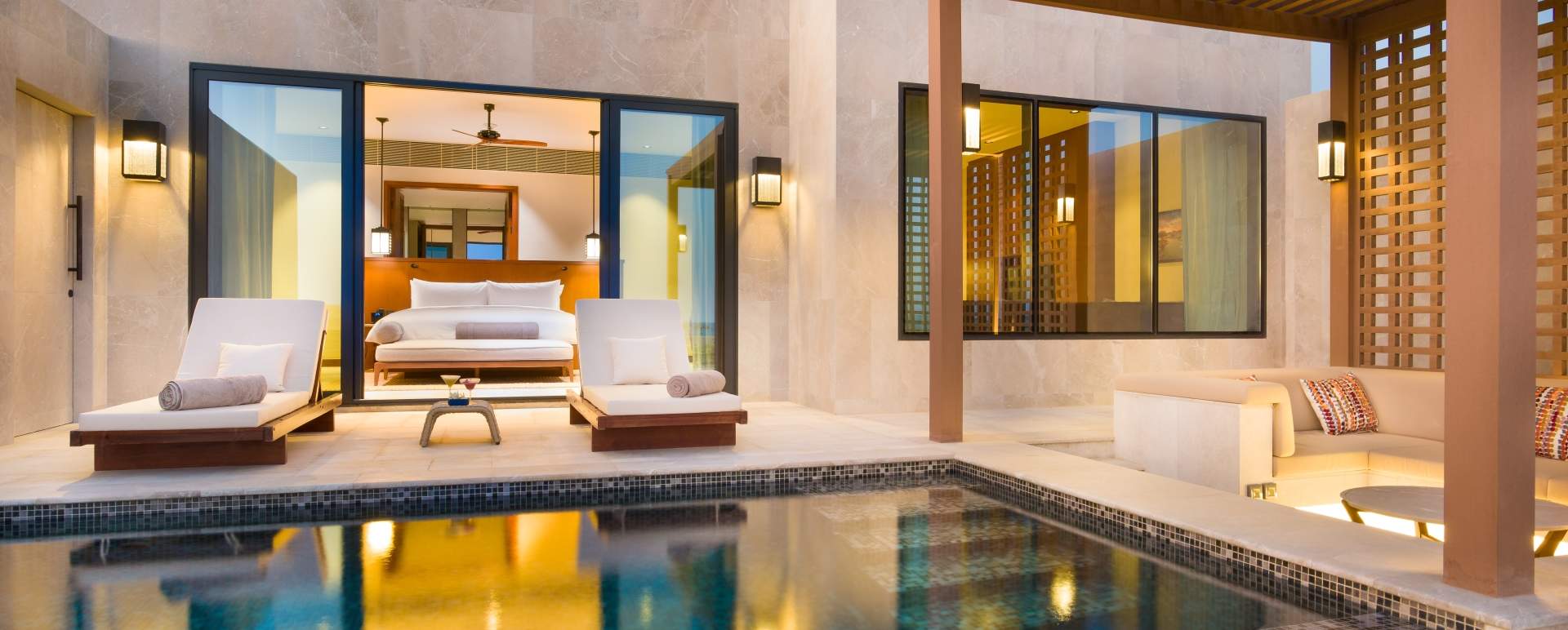 Pool-Villa-Night 