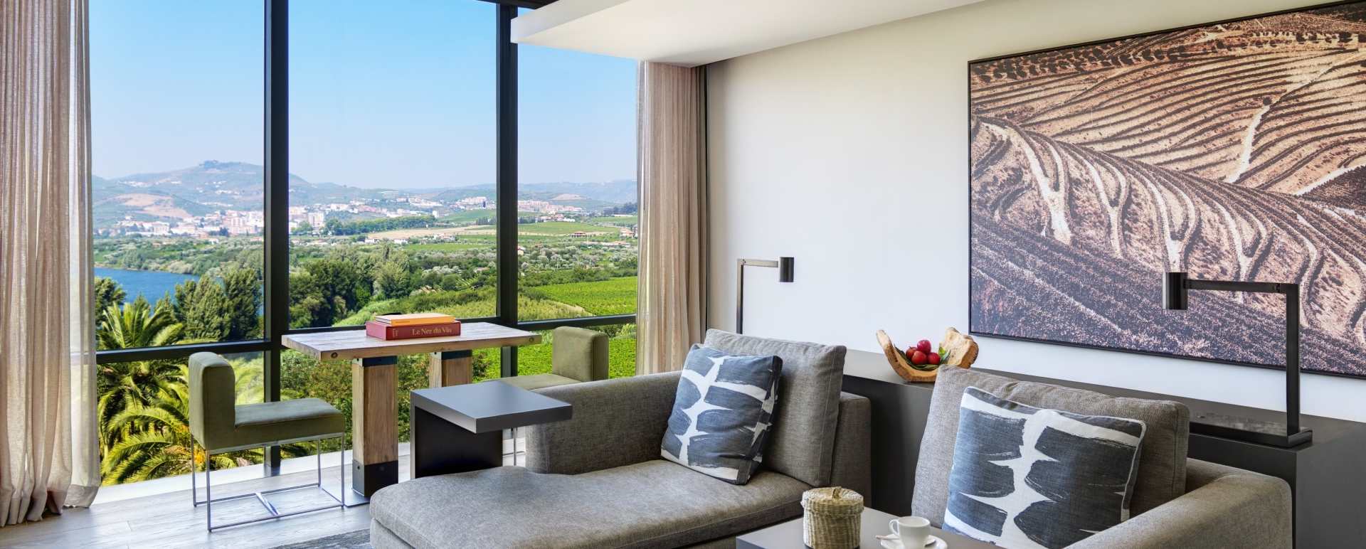 Quinta Panorama Suite living room - Six Senses Douro Valley