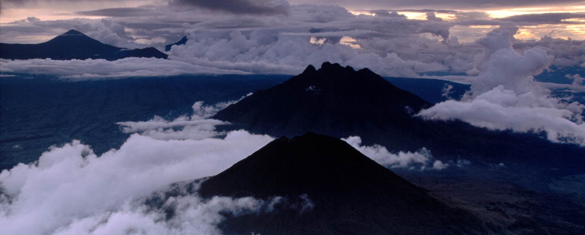 Volcanoes - Twin Centre Rwanda and Cape Town