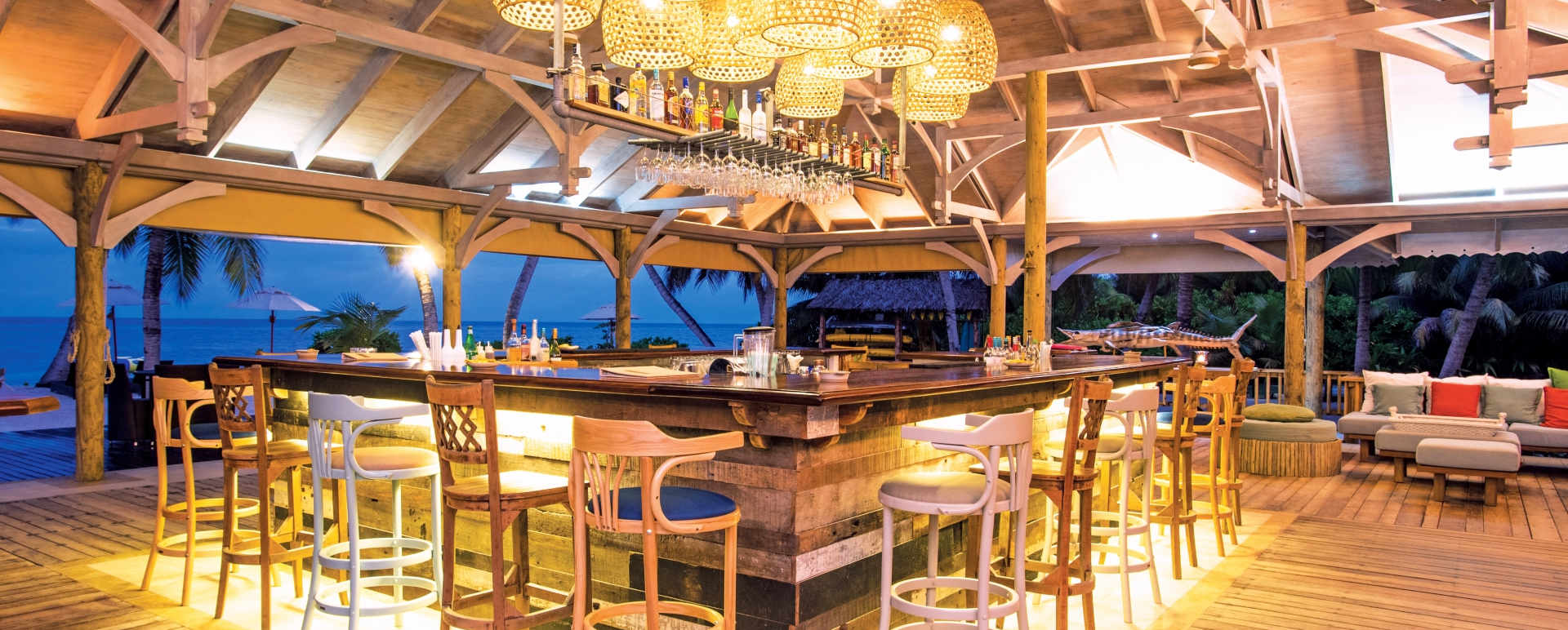 Le Lys Bar - Alphonse Island
