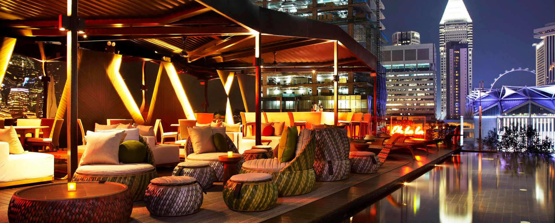 Cloud 9 Rooftop Bar - Naumi Hotel