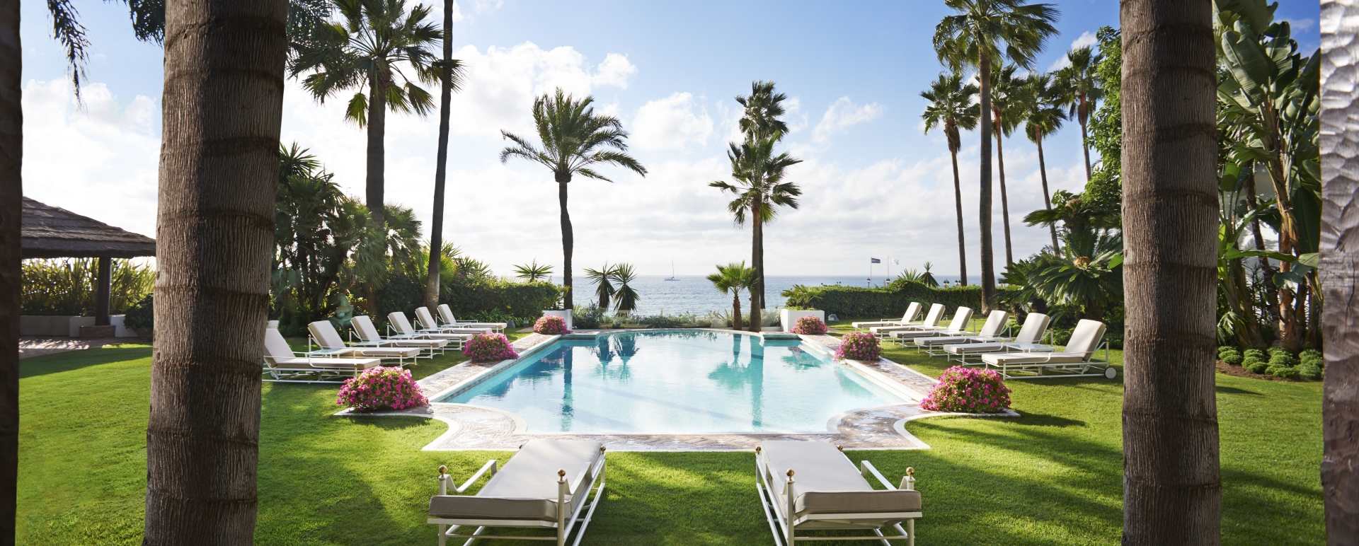 Villa del Mar pool - Marbella Club