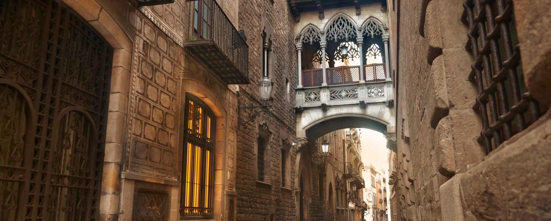Walking tour of Barcelonas Old Town