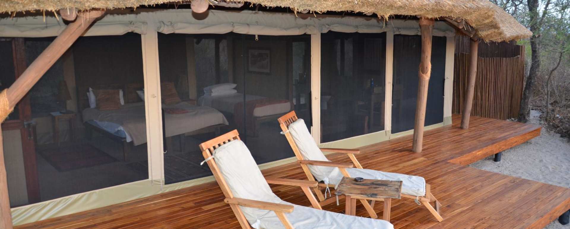 Tent veranda - Oliver's Camp