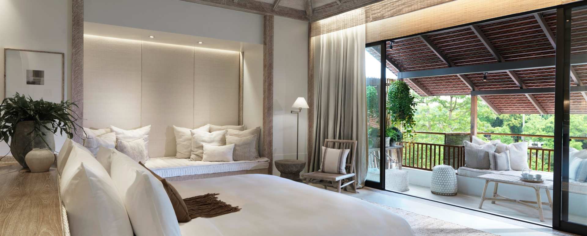 Huen Bon Suite Interior, Raya Heritage