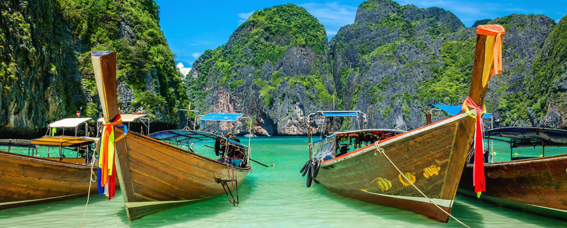 Phi Phi Island near Phuket - Simply Thailand