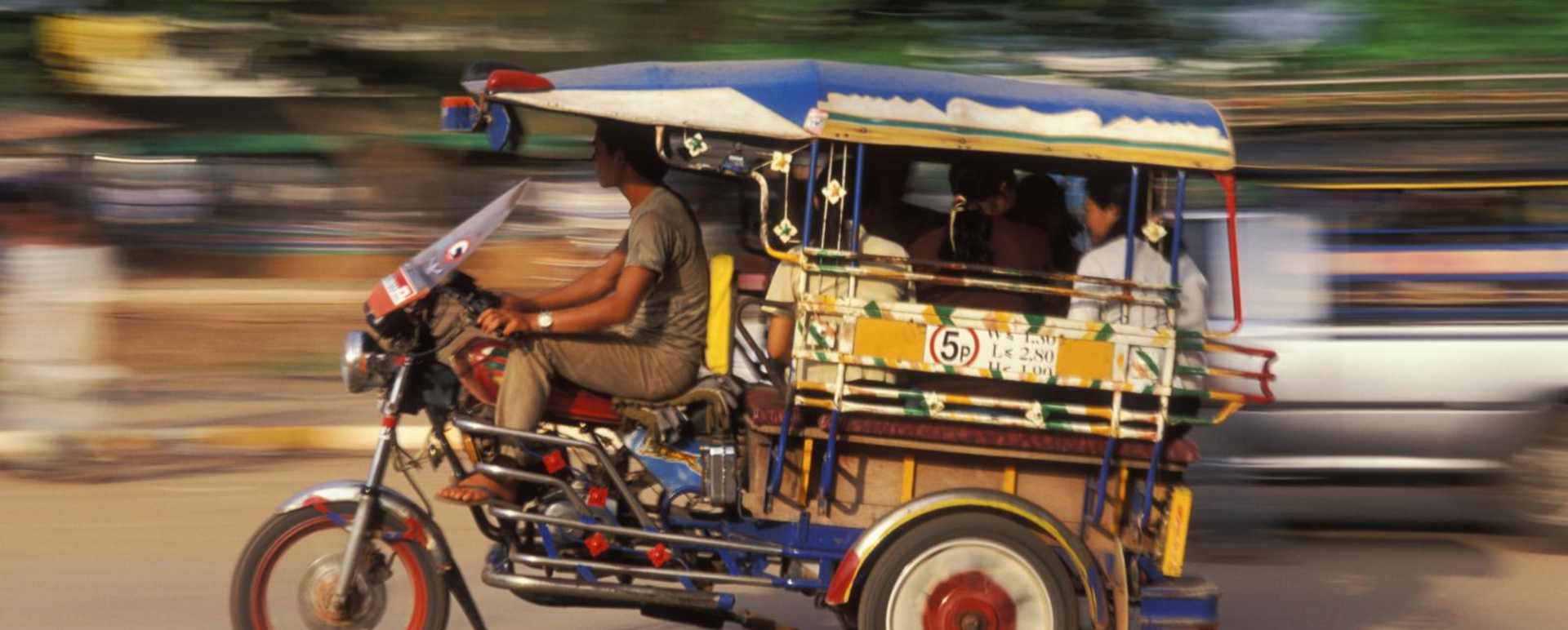 Tuk tuk in Bangkok - Highlights of Thailand