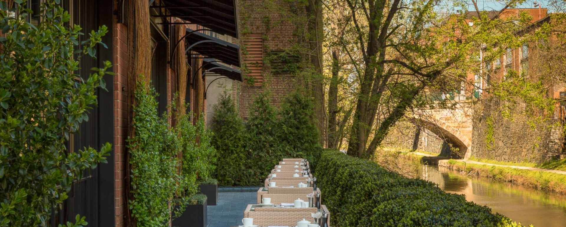 Canal Dining