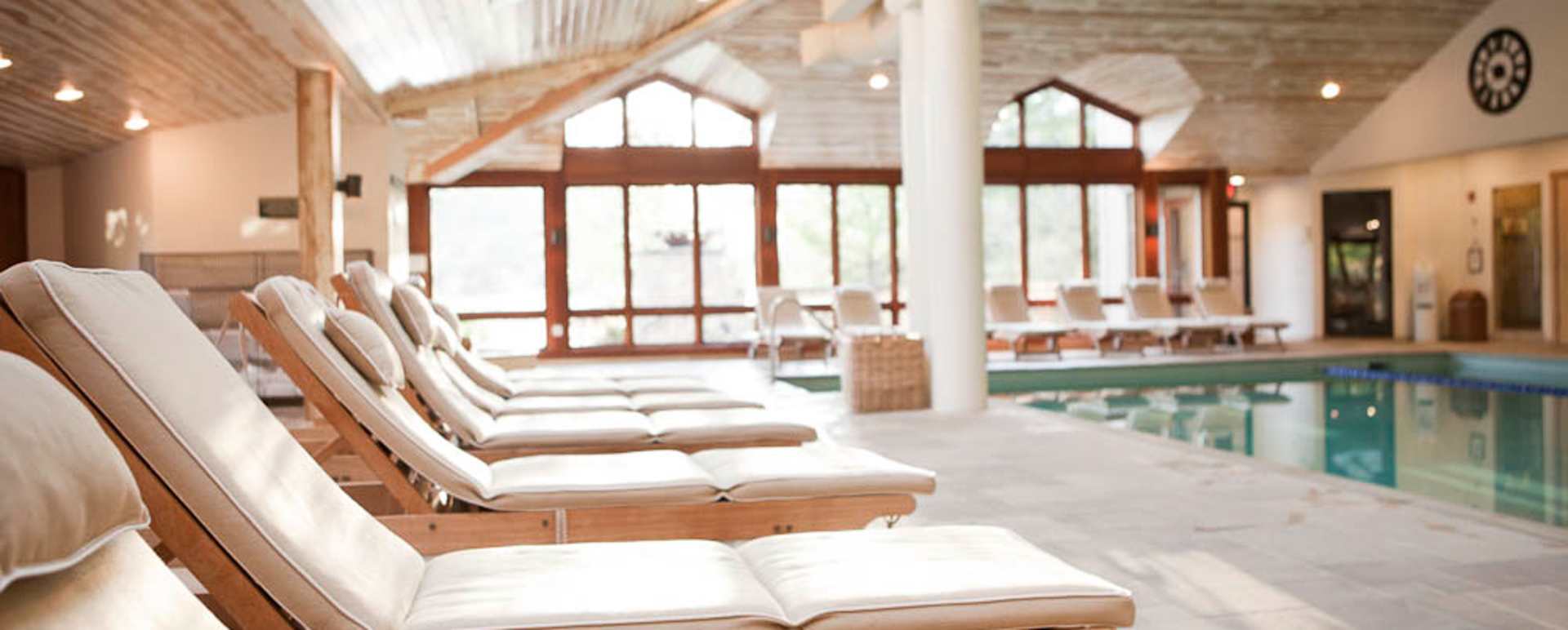 Spa pool  - Topnotch Resort & Spa