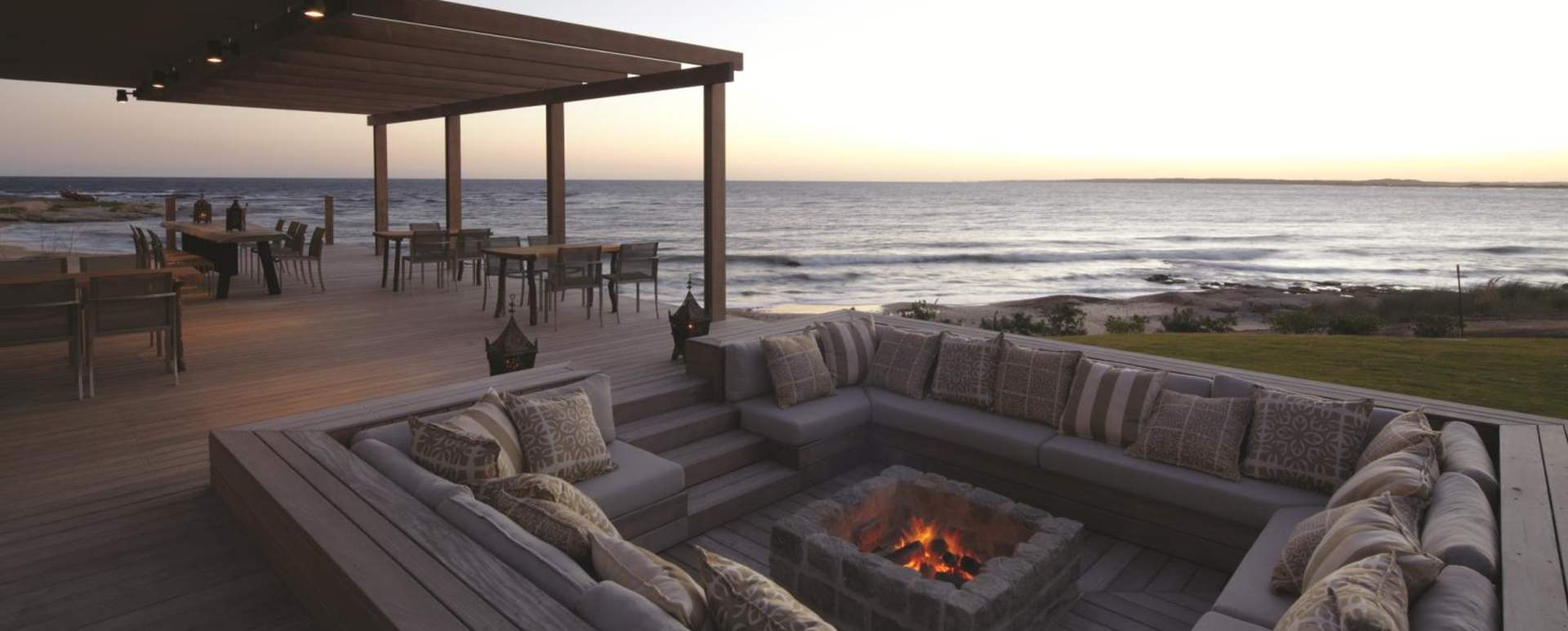 Seating Area - Playa Vik
