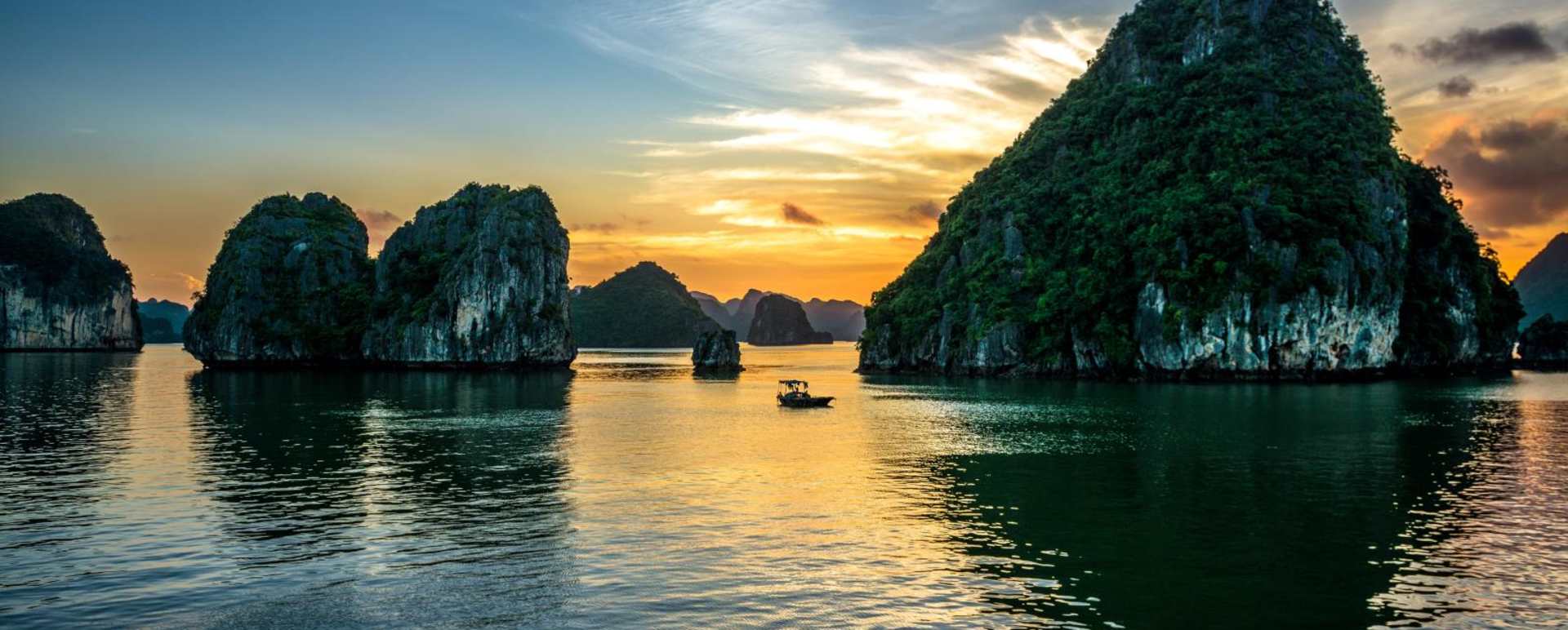 Halong Bay - Explore Vietnam