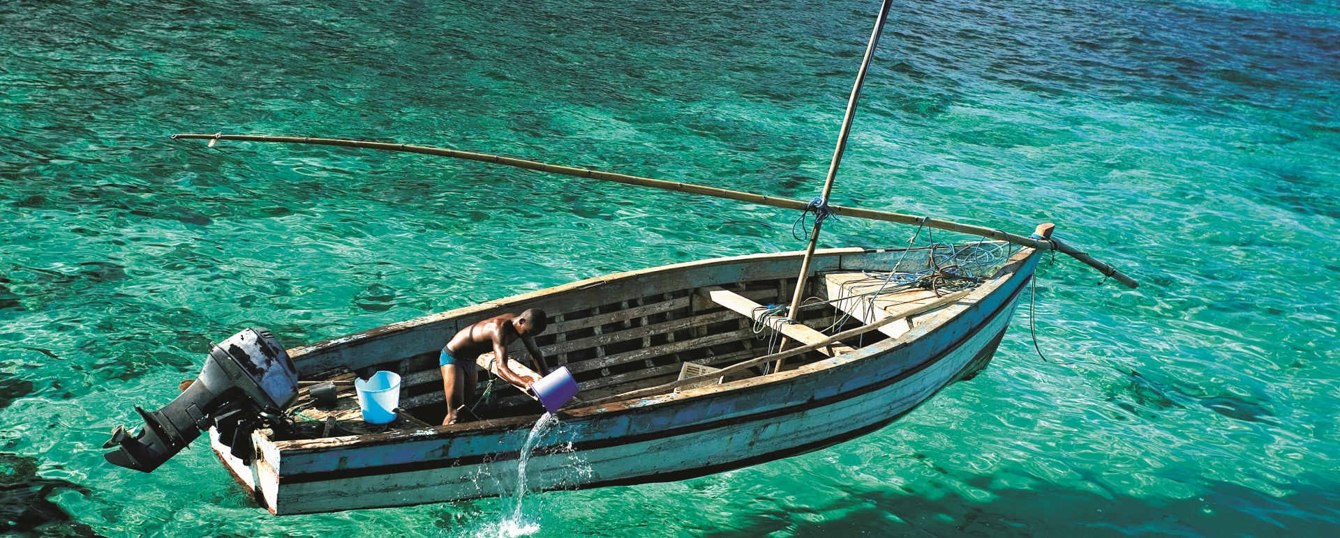 Madagascar fishing boat 