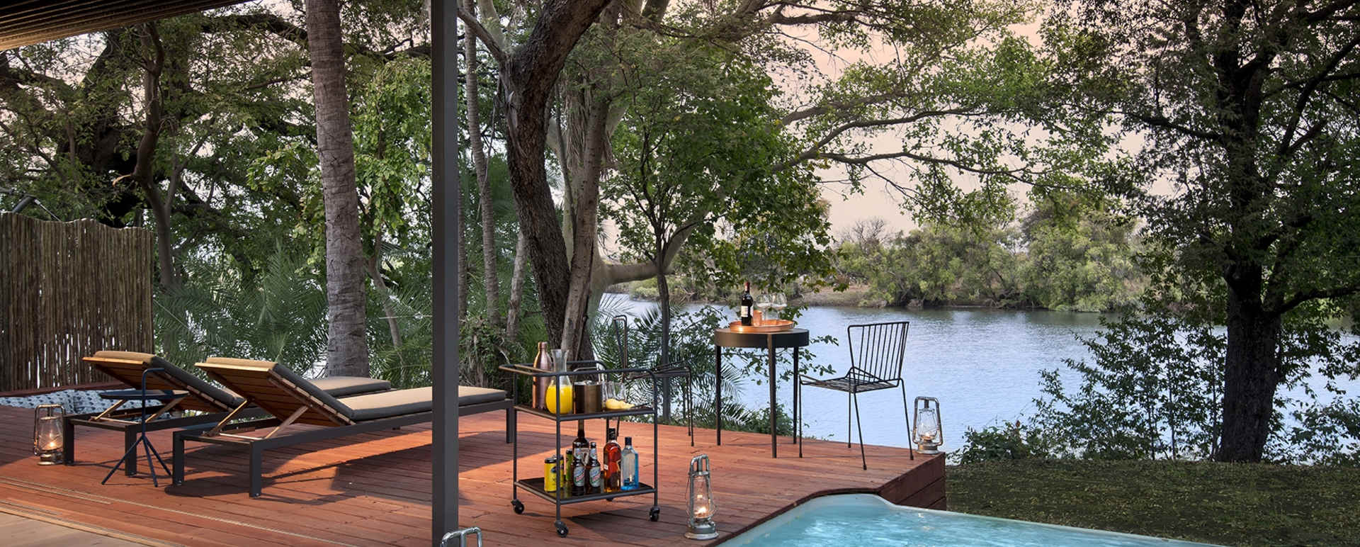 Thorntree deck - 