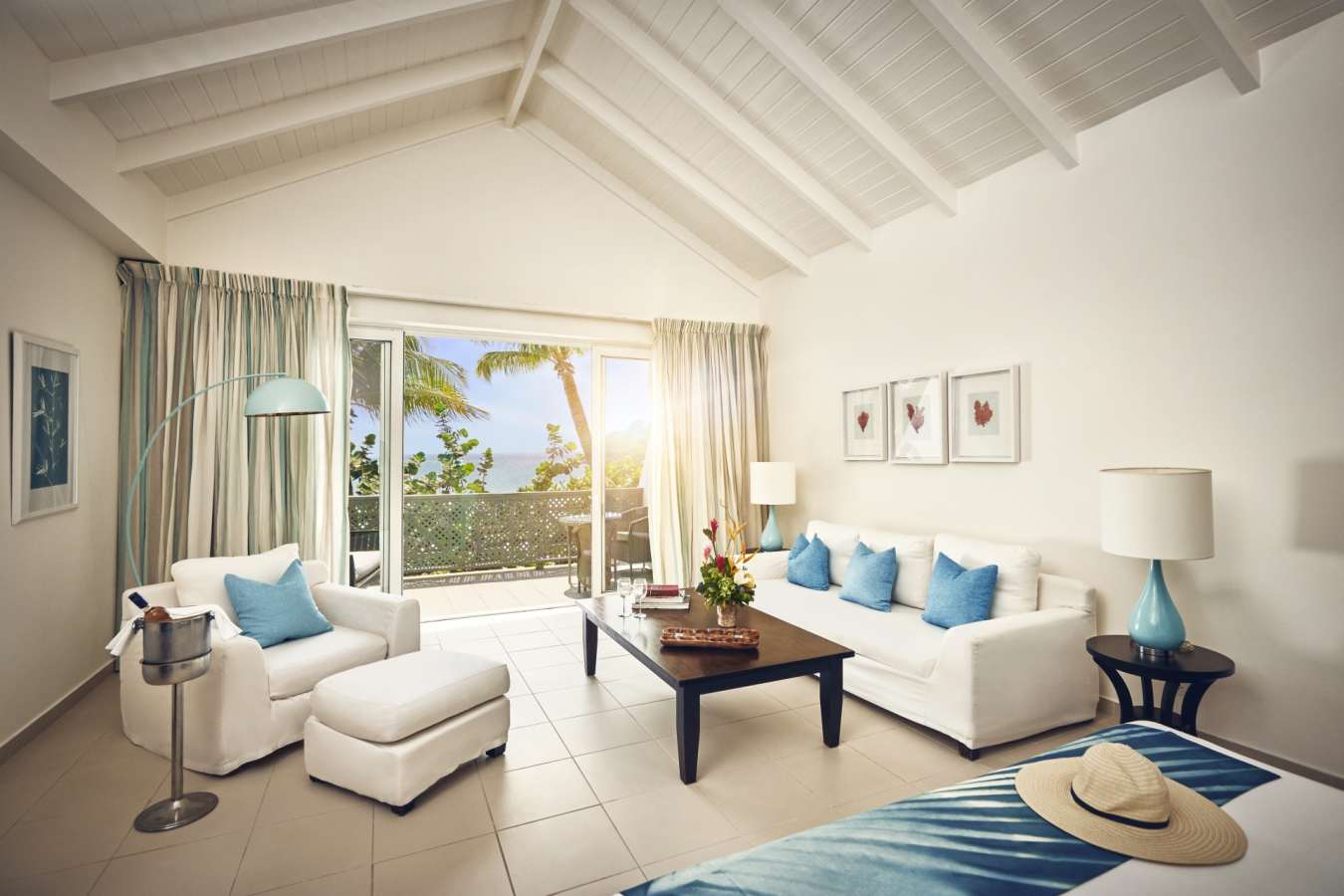 CB Beach Balcony Suite 