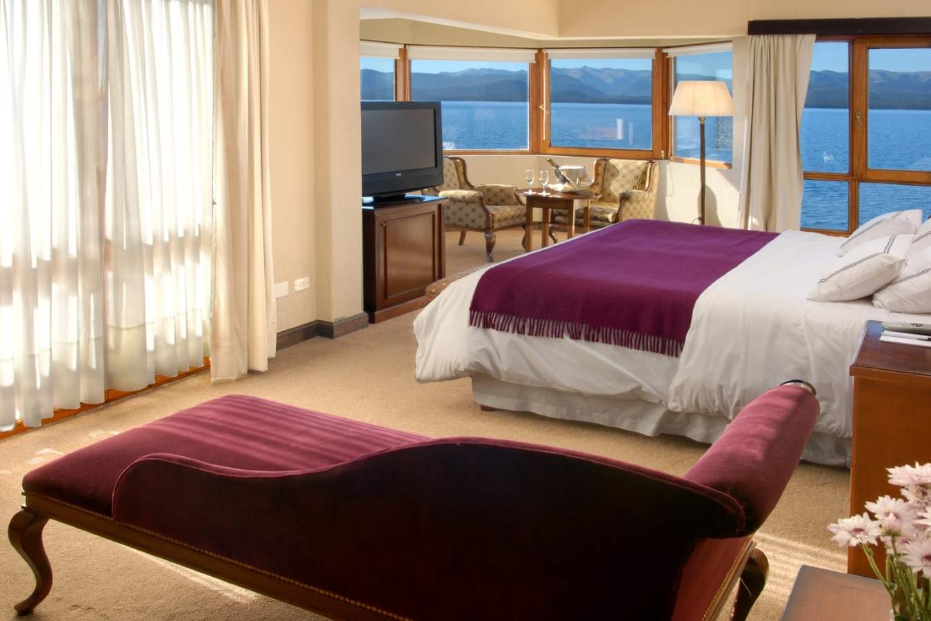 Guest room - Cacique Inacayal 