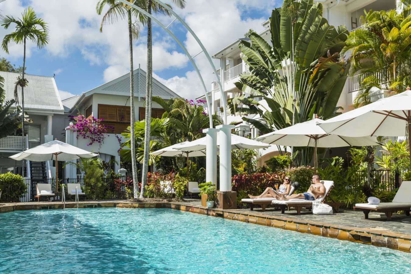 Waterfall Pool - The Reef House 